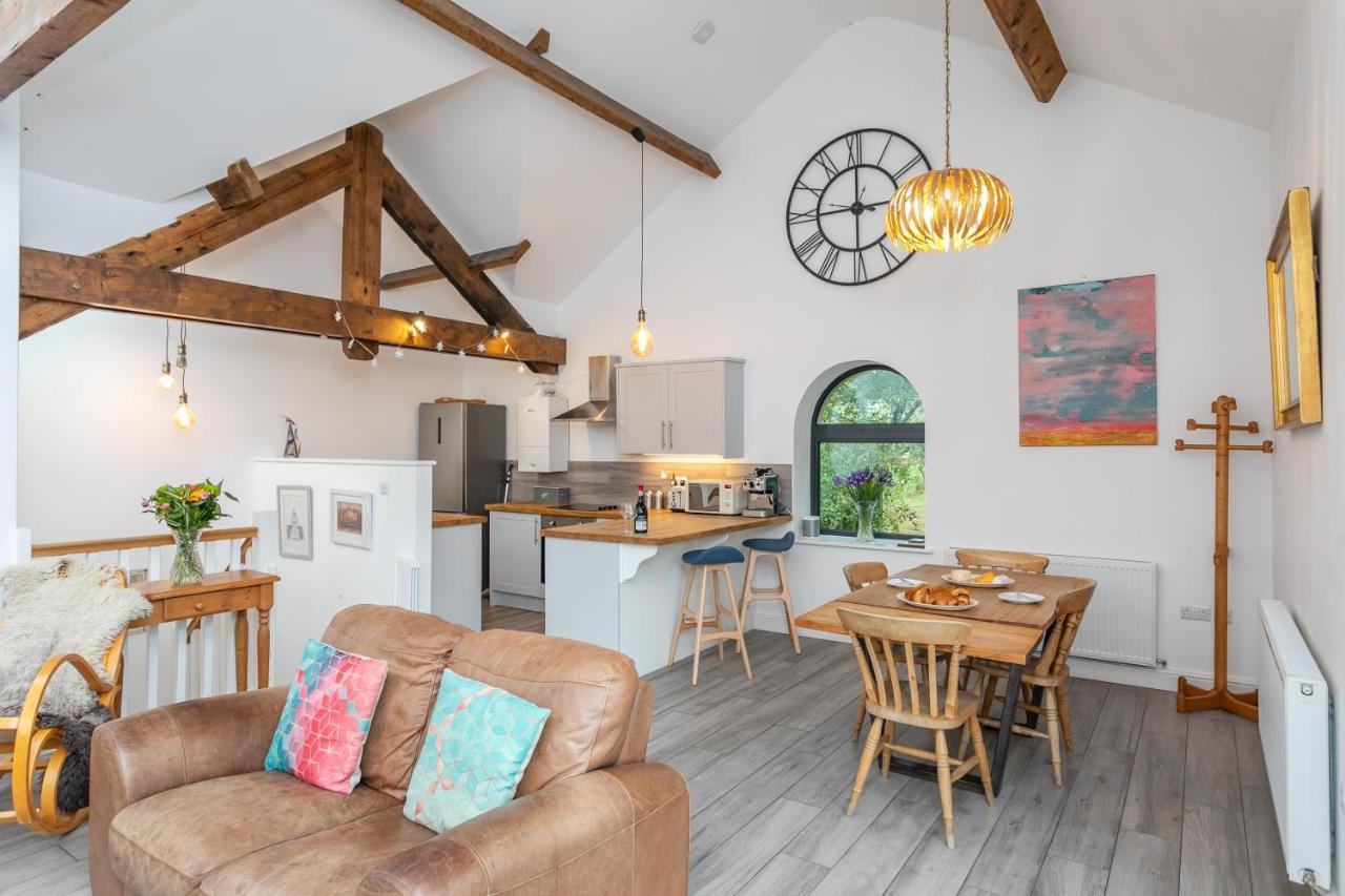 Riverbank Cottage แลงคาสเตอร์ ภายนอก รูปภาพ